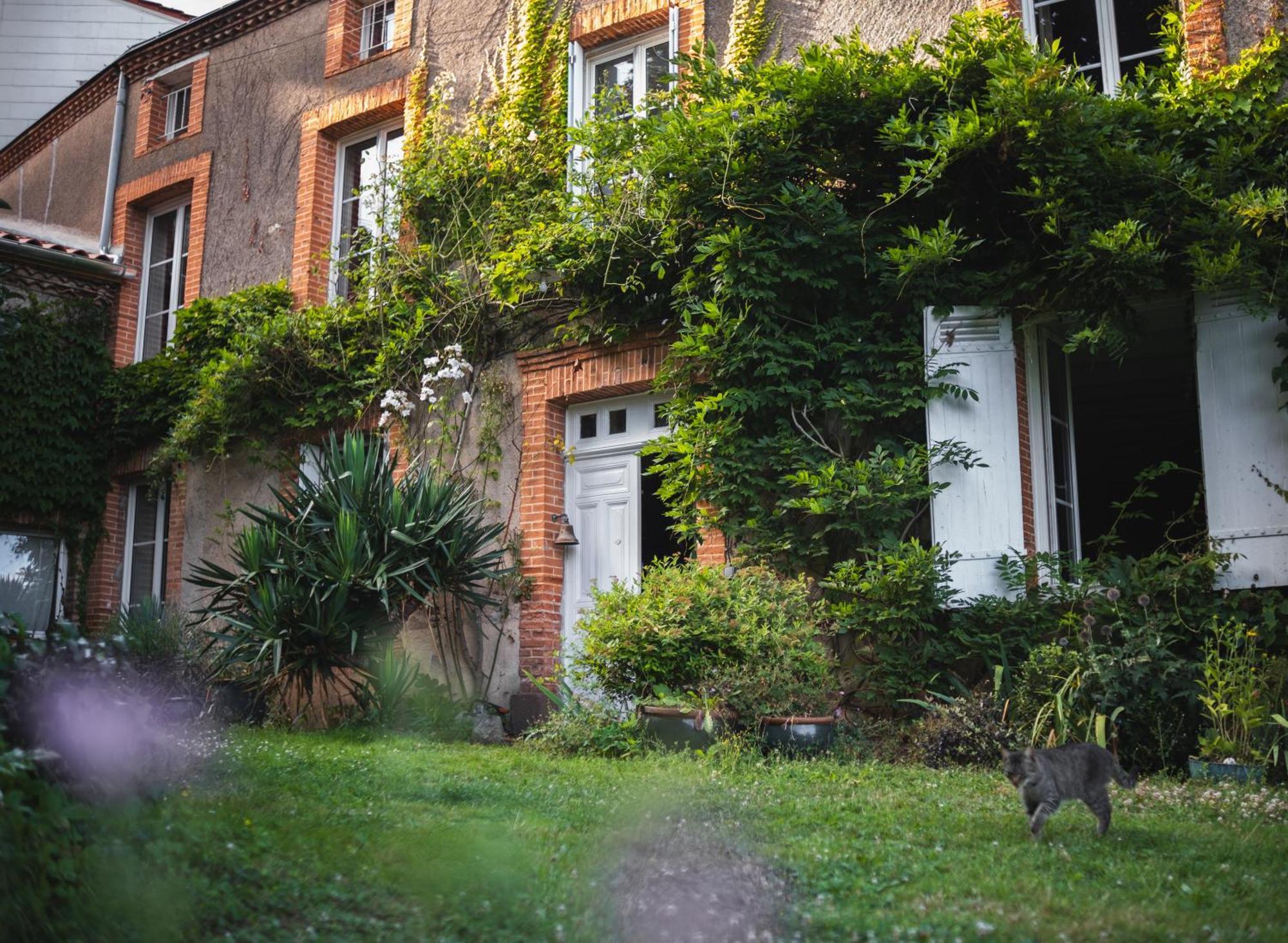 Maison D'Hotes La Bien-Aimee Montrevault Exterior foto