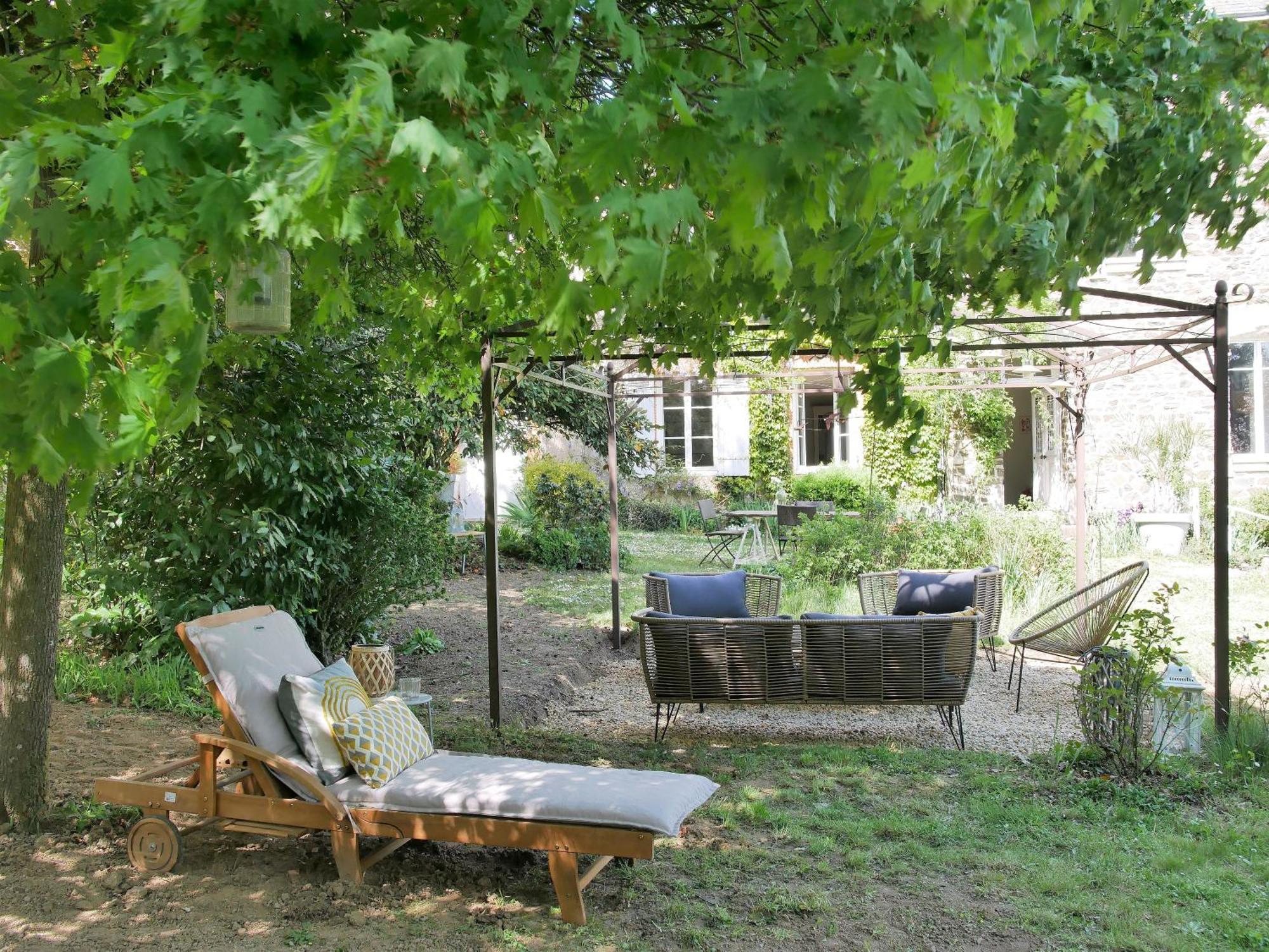 Maison D'Hotes La Bien-Aimee Montrevault Exterior foto